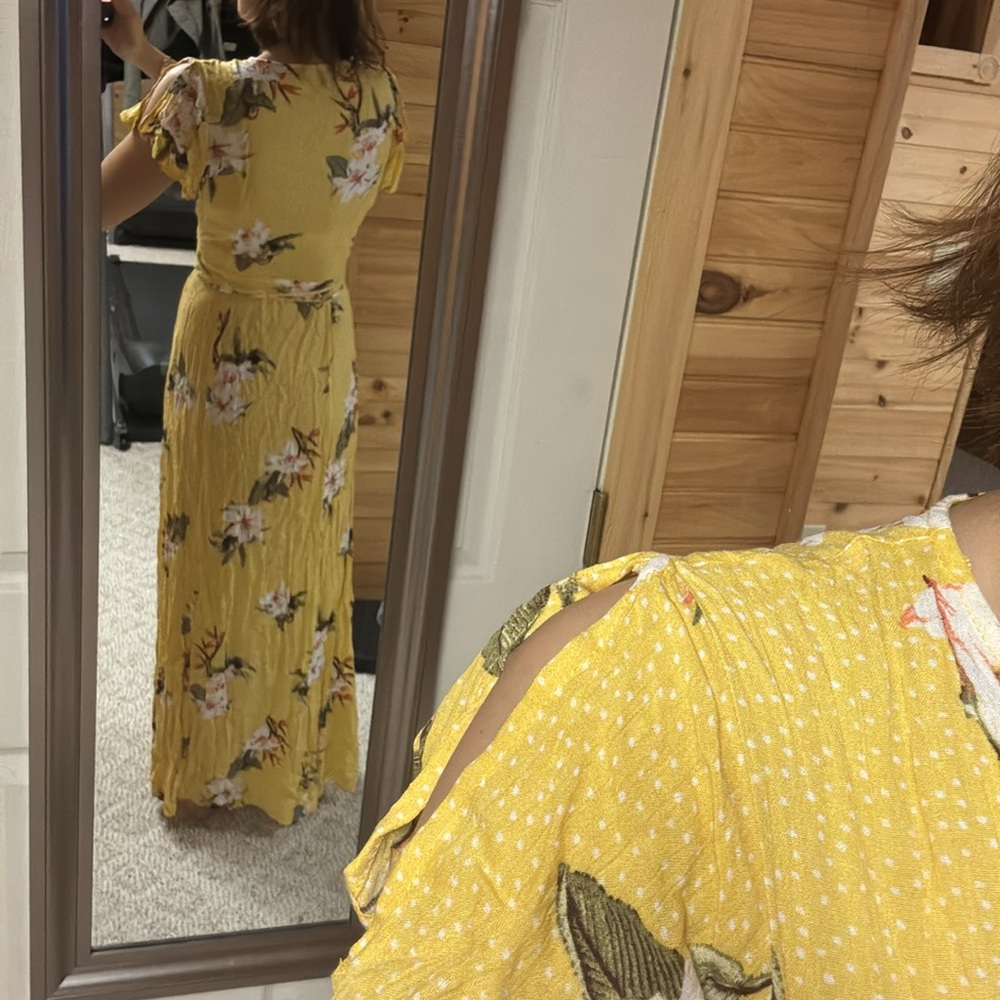 Dress - Picture 2 of 3